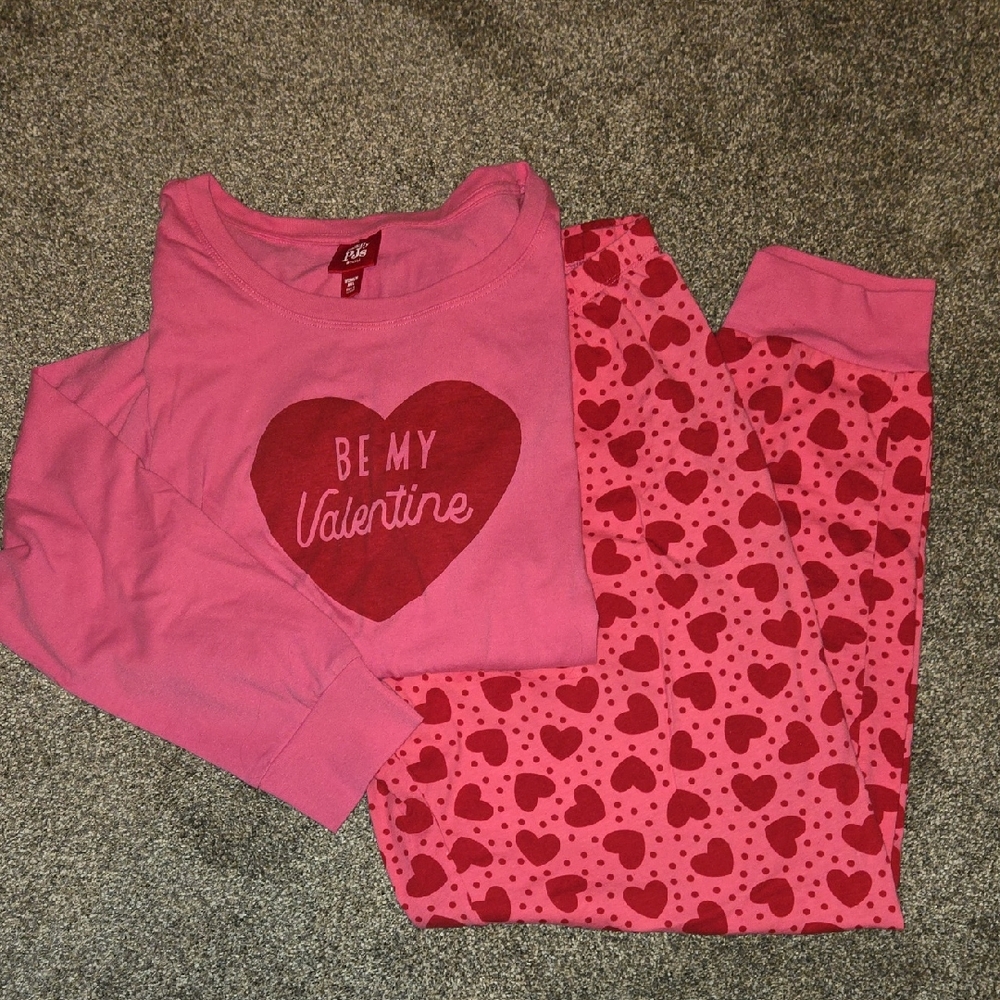 Macy's Pink Heart Valentine's Pajama Set